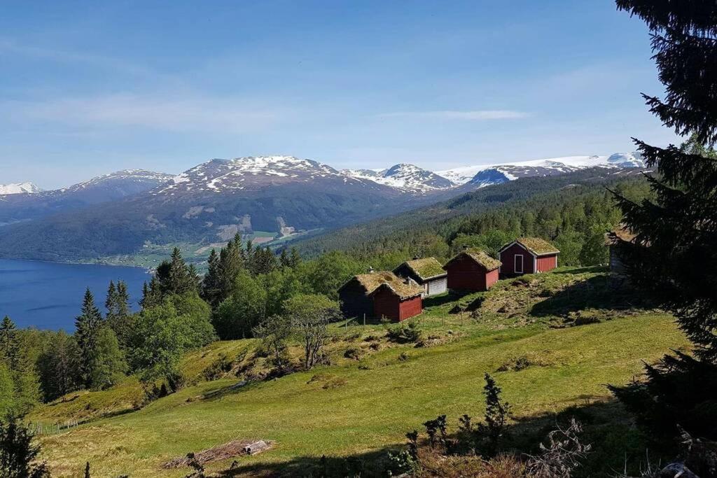 Nordfjordcabins Utvik Экстерьер фото