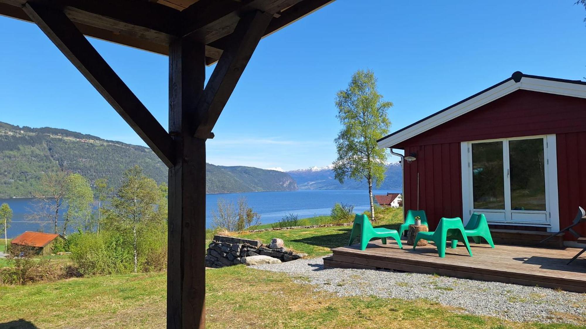 Nordfjordcabins Utvik Экстерьер фото